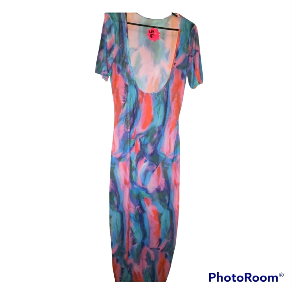 Multi-Color Cover-Up - image 2